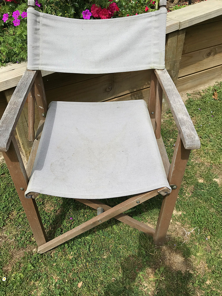 How to Refurbish an Outdoor Table Living a Real Life